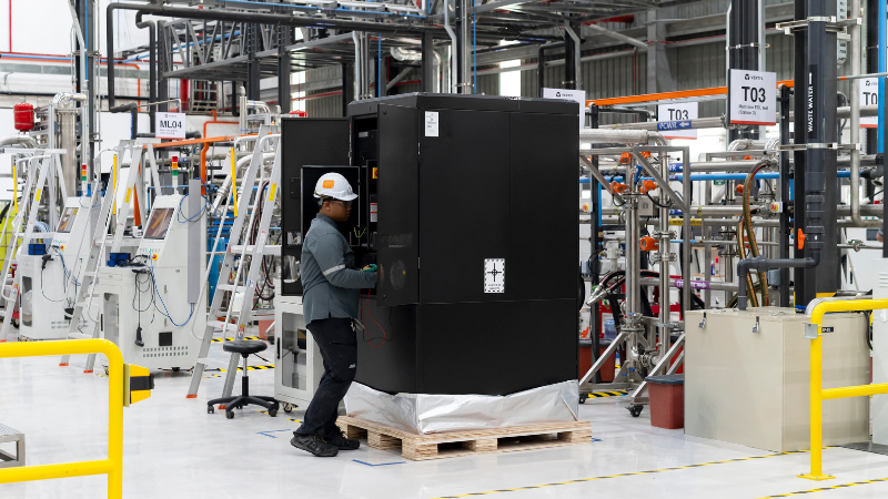 Vertiv открыла завод в Малайзии для систем питания и охлаждения ИИ